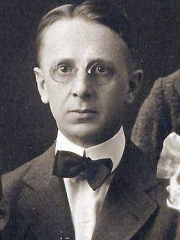 Audley Bates Chaffee in round spectacles and a bow tie, from a family portrait