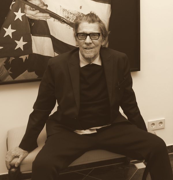 Photograph of Christopher Makos
