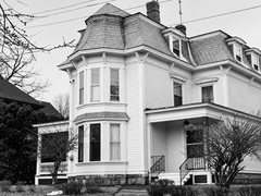 Moses Little House, 77 Mansur Street